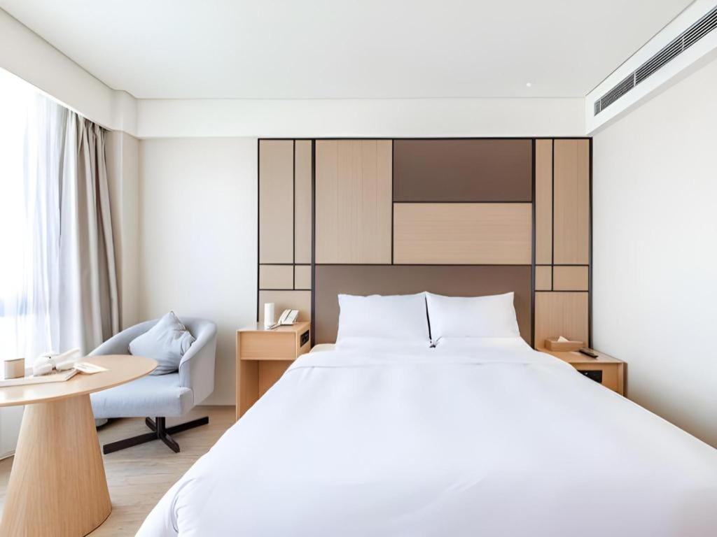 Ji Hotel Lujiazui Babaiban Shanghai Exterior photo