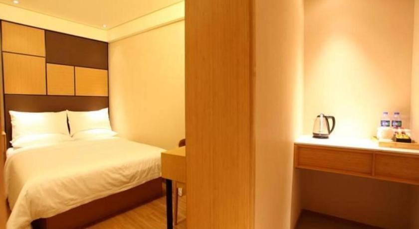 Ji Hotel Lujiazui Babaiban Shanghai Exterior photo