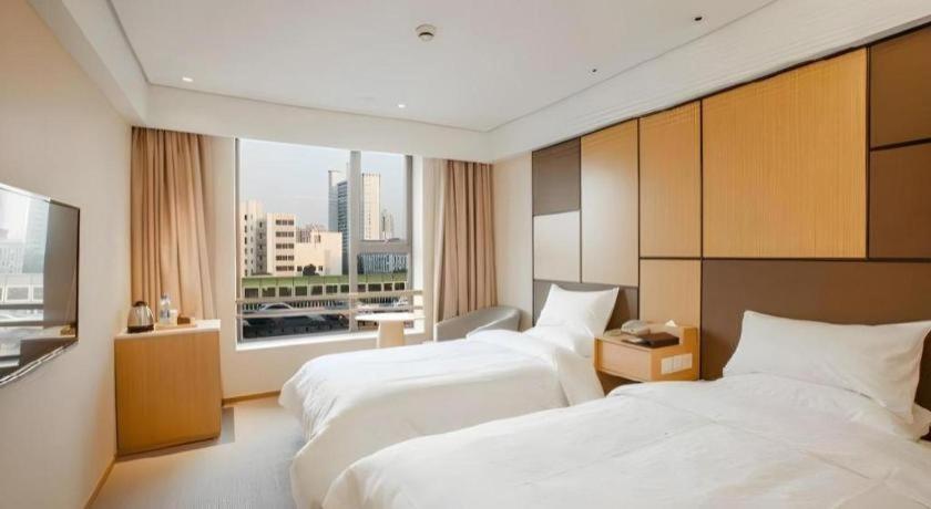 Ji Hotel Lujiazui Babaiban Shanghai Exterior photo